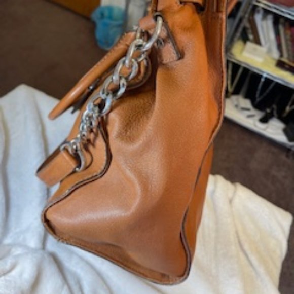 MICHAEL KORS EUC HAMILTON LOCK AND KEY BROWN HAND/SHOUDLER BAG - Picture 6 of 16